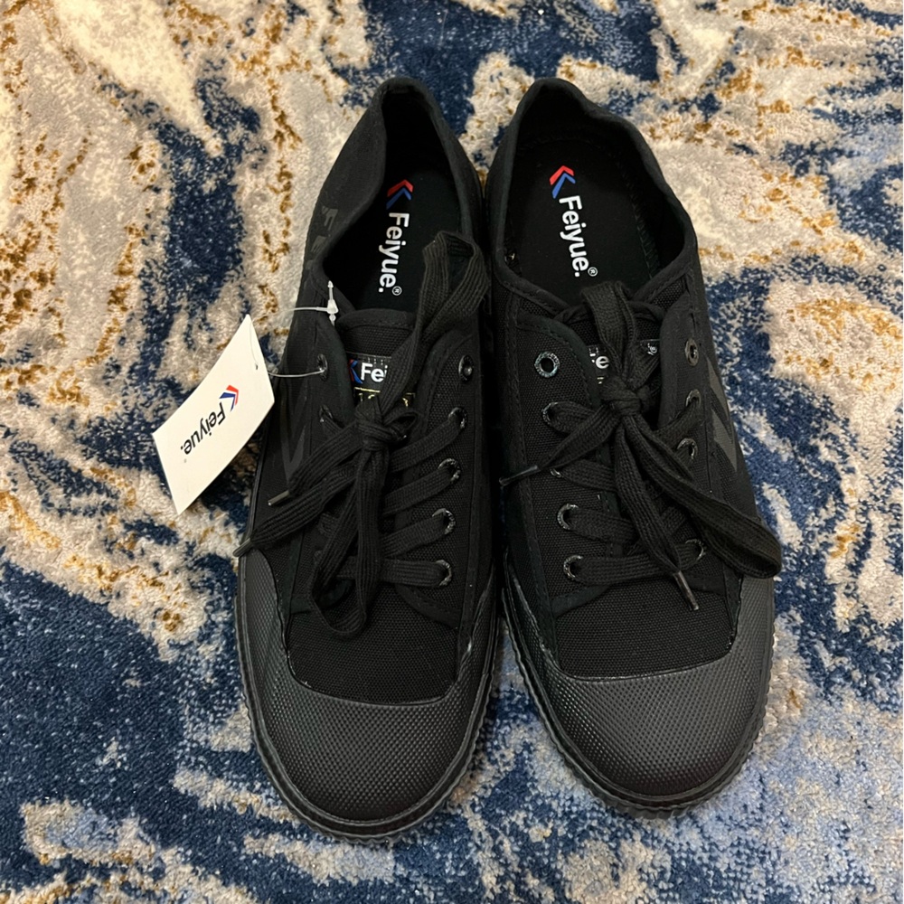 Black Unisex FE LO 1920